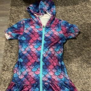 Kids Mermaid-Scale Zip Hooded Swim Cover-Up in Blue & Pink